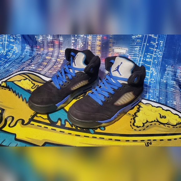 Jordan 5 - Picture 2 of 5